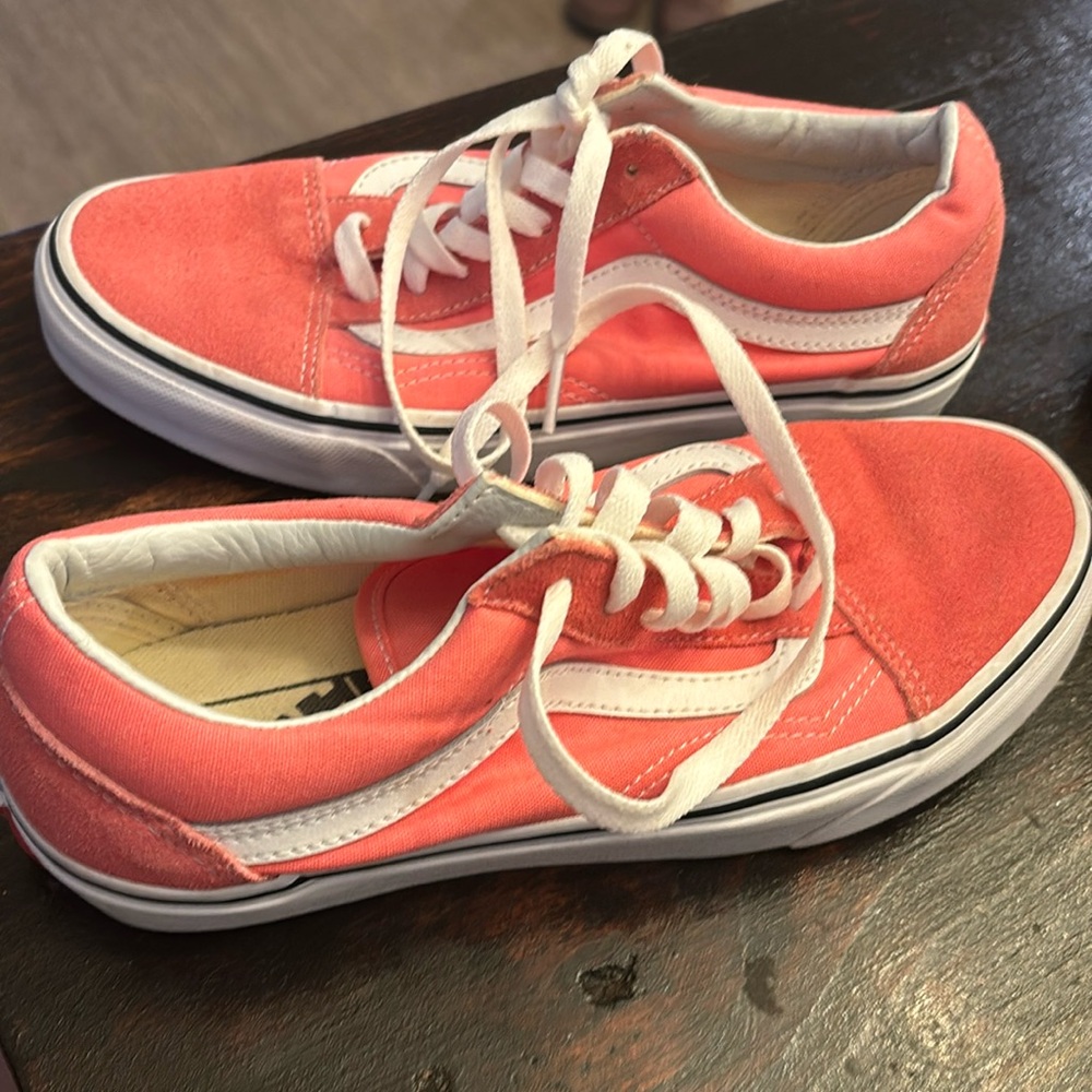 barely worn pink vans size 7
